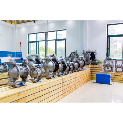 PP-Material Pneumatische Membranpumpe mit maximalem Druck von 120 psi und maximalem Durchfluss von 40 gpm